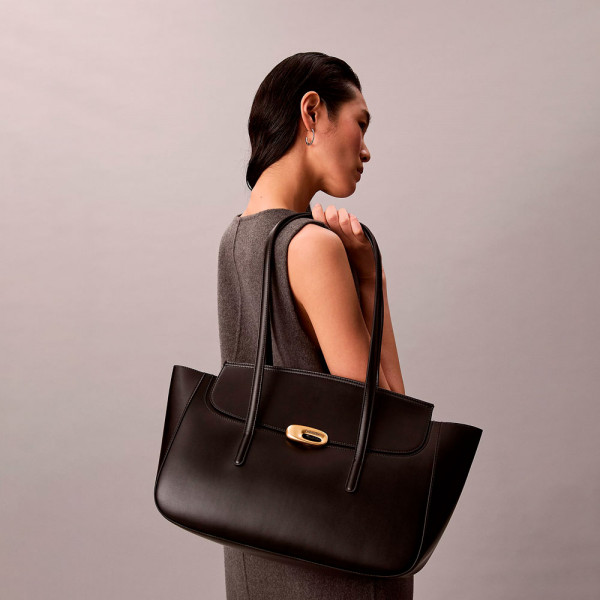 bolso-tote-con-solapa-superior