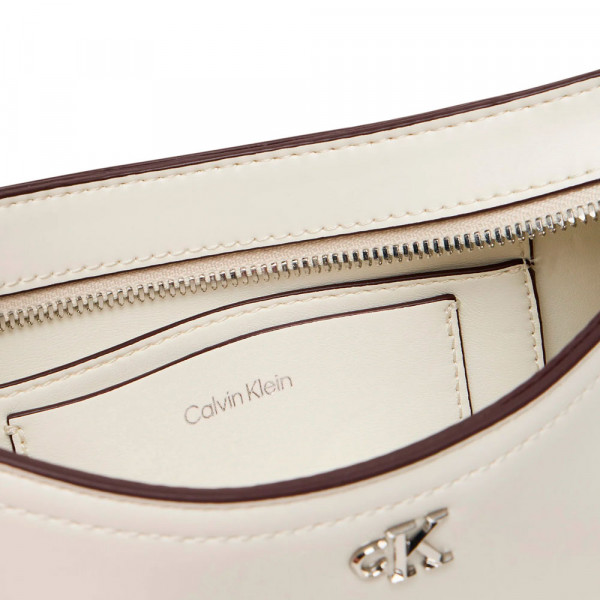 umhangetasche-mit-monogramm-logo-hardware