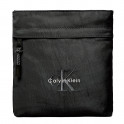 FLACHE NYLONTASCHE MIT MONOGRAMM-LOGO