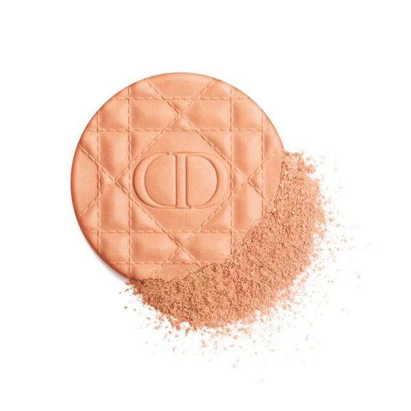 blurring-setting-powder-lysande-omarkbar-matt-finish