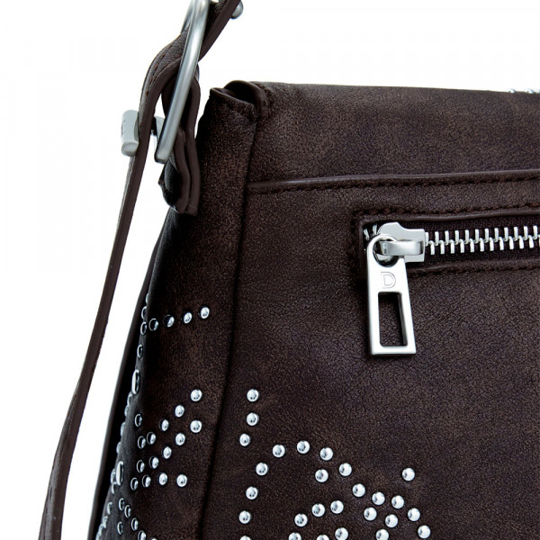 medium-leather-effect-buckle-bag