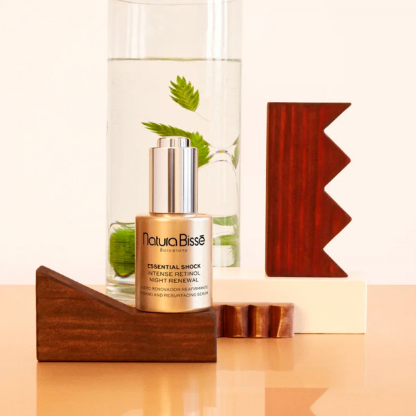 essential-shock-intense-retinol-night-renewal-renewing-firming-serum