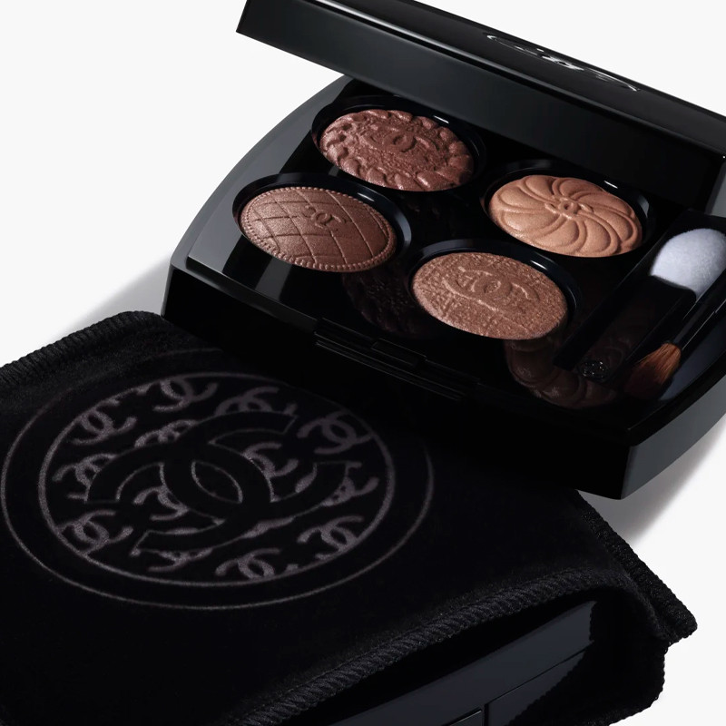les-4-ombres-boutons-fards-a-paupieres-a-effets-multiples