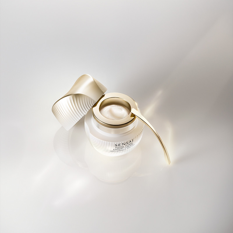 Sensai Total Form Expert Cream Crema Facial Antienvejecimiento – imagen 2
