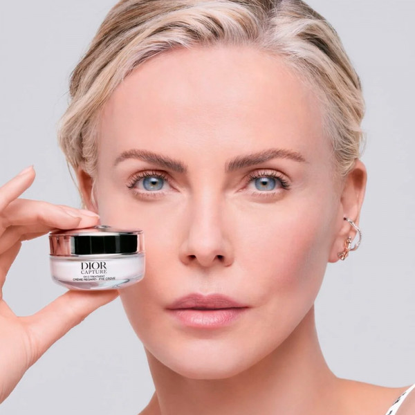 dior-capture-creme-regard-eye-creme-ojenkontur-anti-aging-korrektion-rynker-fasthed-morke-rande-og-poser-under-ojnene