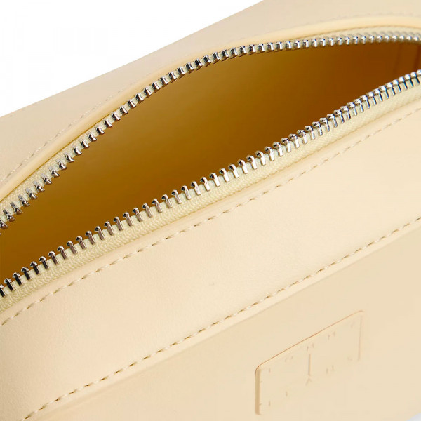 essential-must-camera-shoulder-bag