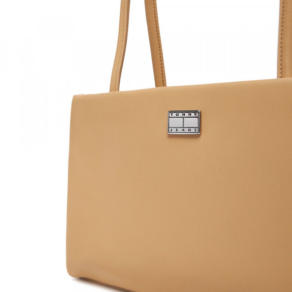 tote-bag-with-logo-badge