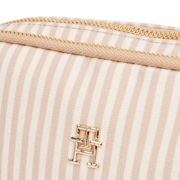 striped-shoulder-bag