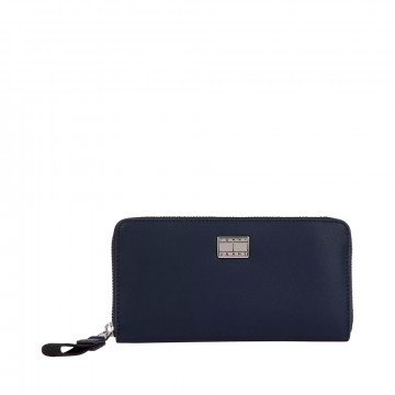 badge-and-zipper-wallet