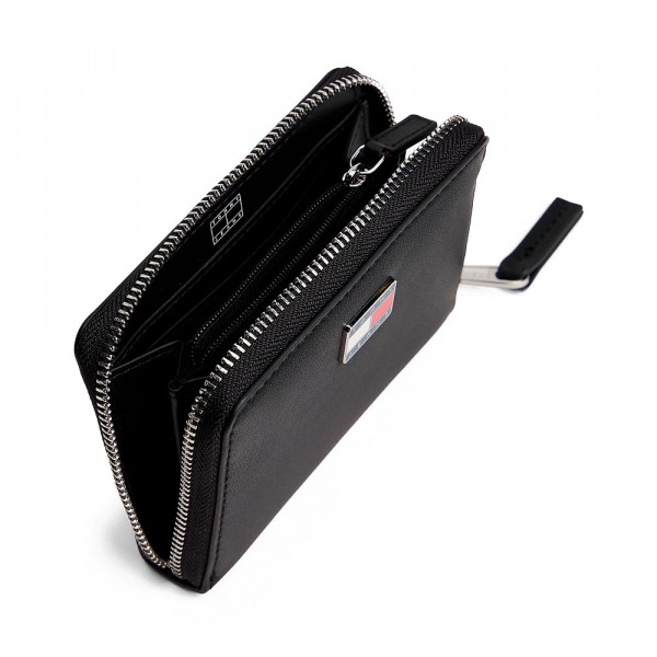 cartera-con-cremallera-perimetral-y-logo