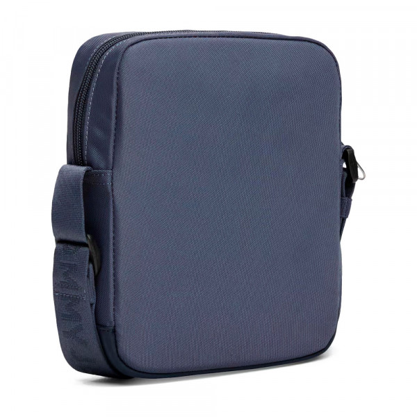 essential-umhangertasche-fur-den-alltag