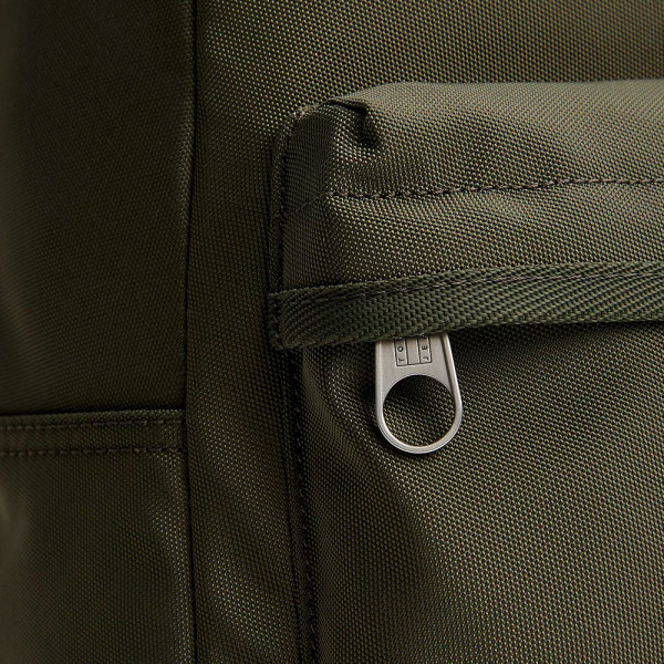 unverzichtbarer-taglicher-dome-rucksack