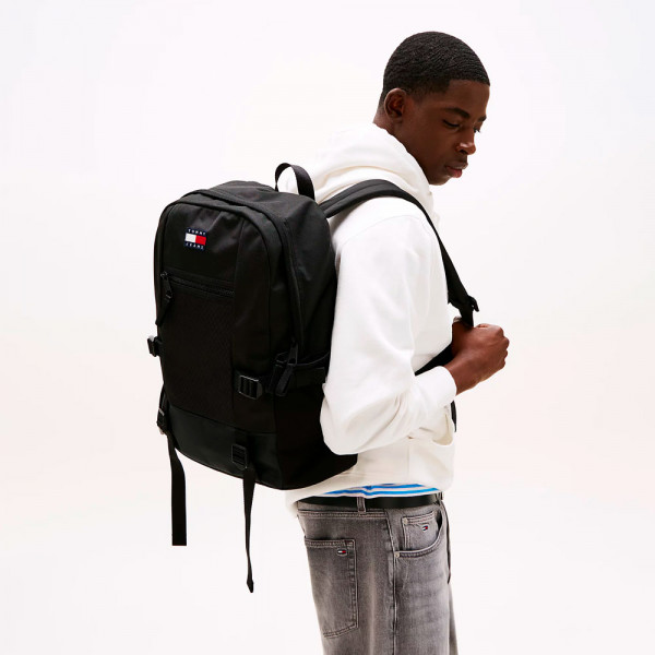 sac-a-dos-avec-bretelles-en-ruban