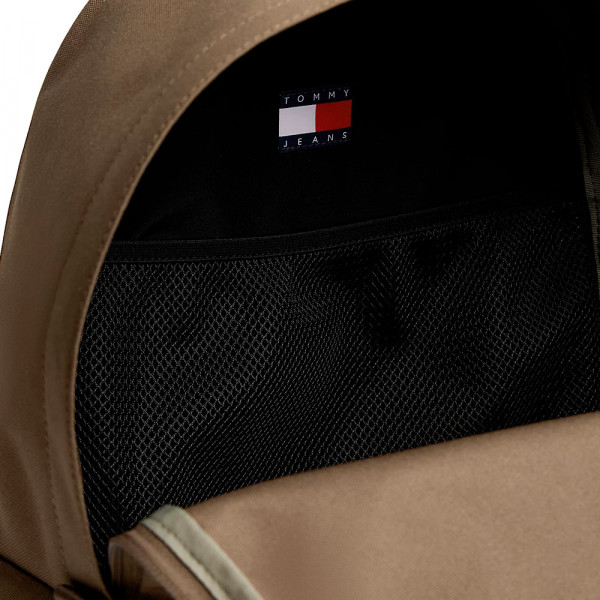 essential-logo-rucksack