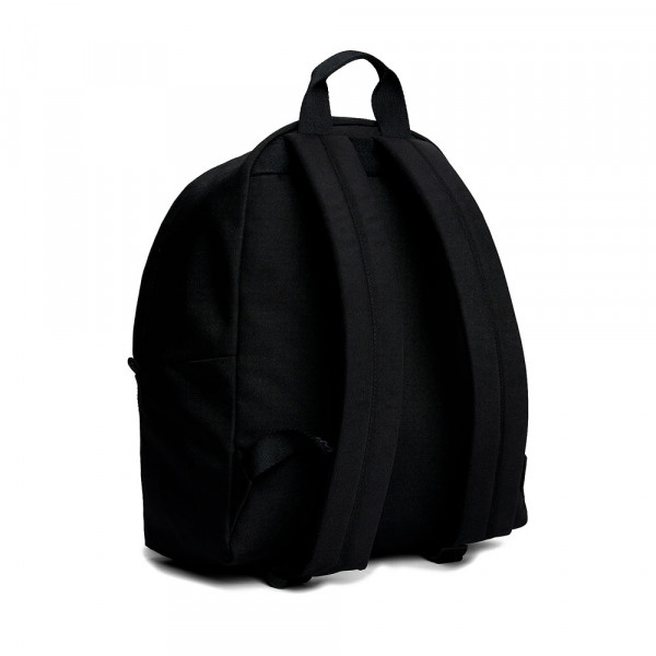 mochila-essential-logo