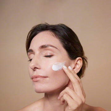 vos-yeux-the-comprehensive-treatment-for-the-eye-contour