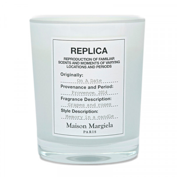 replica-on-a-date-scented-candle