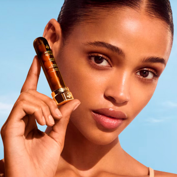 bee-lab-shot-abeille-royale-7-day-anti-aging-treatment
