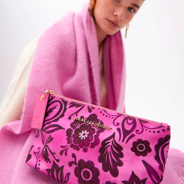 necessaire-com-estampa-floral