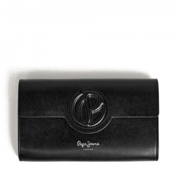 cartera-con-monograma-en-relieve