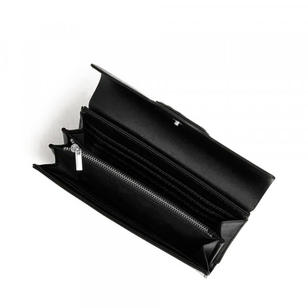 brieftasche-mit-gepragtem-monogramm