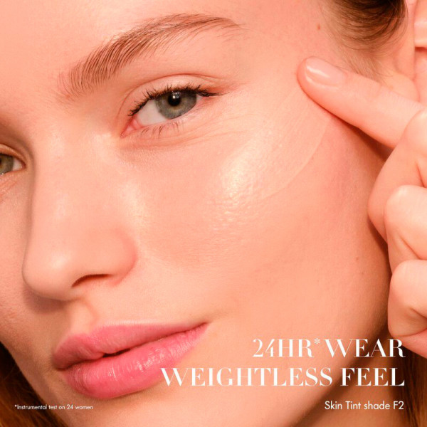teinte-de-la-peau-base-de-maquillage