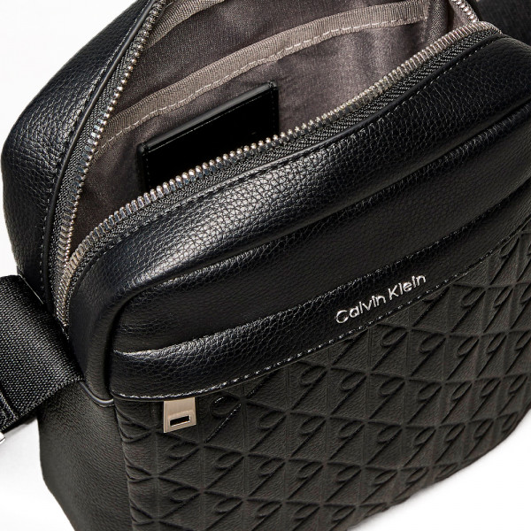 borsa-da-reporter-con-logo-iconico-inciso borsa-da-reporter-con-logo-iconico-inciso