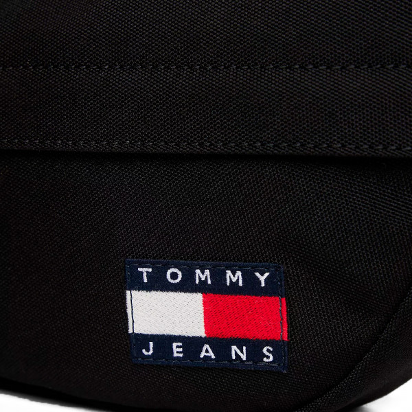 sac-ceinture-essentiel-avec-inscription