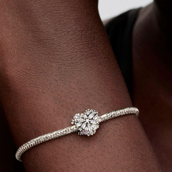 sparkling-heart-charm-794240c01