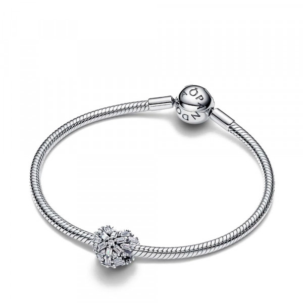 sparkling-heart-charm-794240c01