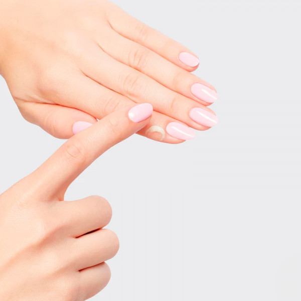 nature-strong-hudvard-till-undsattning-over-natten-nagelbandsreparerande-balsam