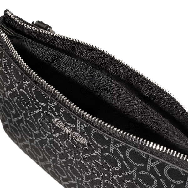 borsa-a-tracolla-con-logo