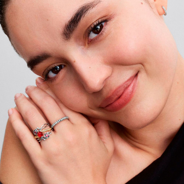 ciondolo-con-rosa-incantata-disney-la-bella-e-la-bestia-764018c01