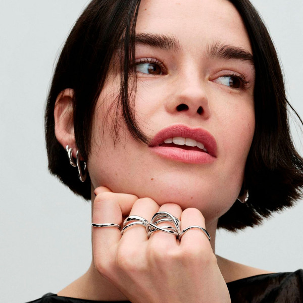 anel-de-faixa-com-formato-organico-193314c00