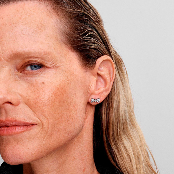 pendientes-de-boton-lazo-brillante-293506c01