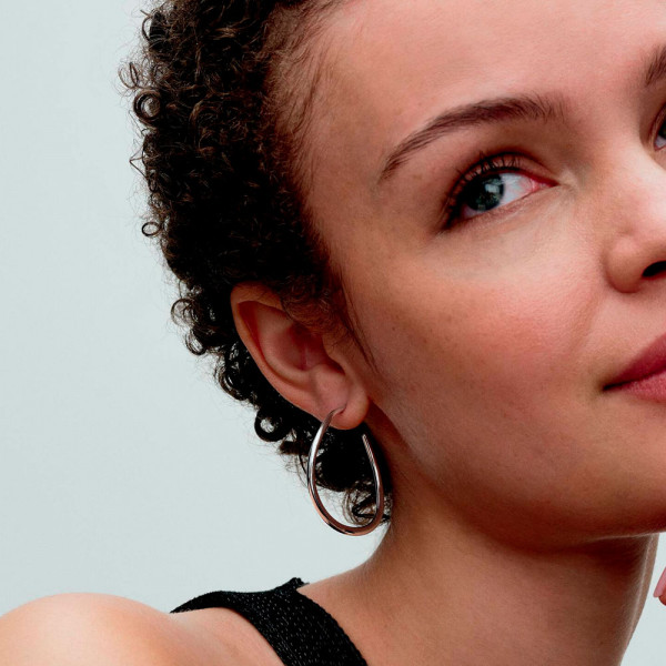 pendientes-de-aro-abiertos-de-42-mm-forma-organica-293299c00