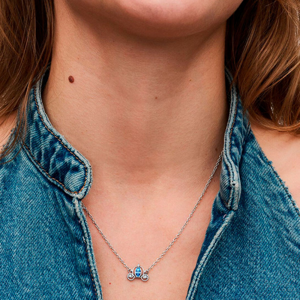 disney-cinderella-carriage-necklace-393057c01