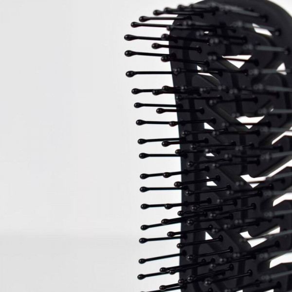 massage-og-udredning-udredningsborste-nr-10