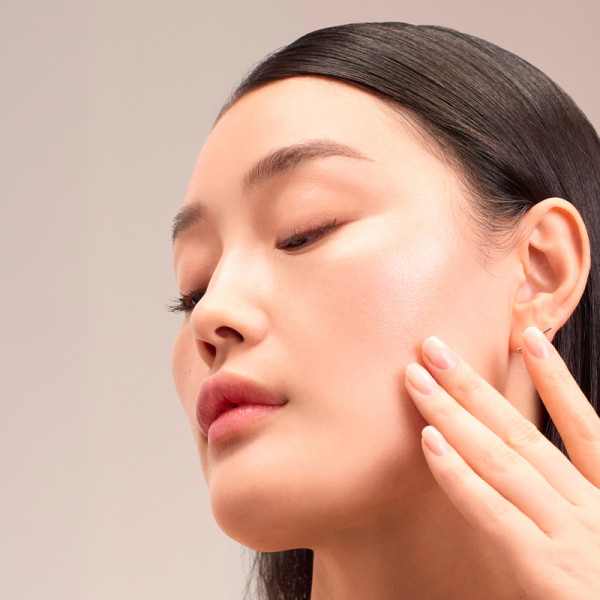 white-caviar-eye-extraordinaire