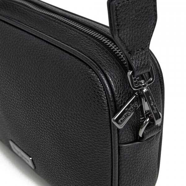 faux-leather-shoulder-bag