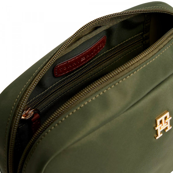 technical-fabric-shoulder-bag