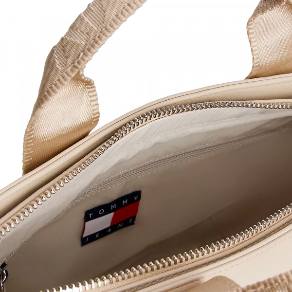 essential-tote-bag-with-shoulder-strap