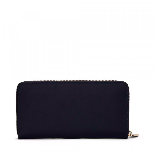 large-wallet-with-zipper-closure
