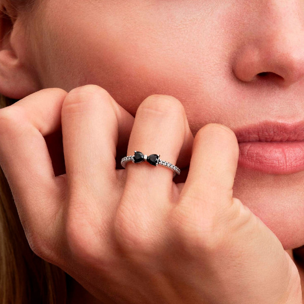 anillo-lazo-negro-brillante