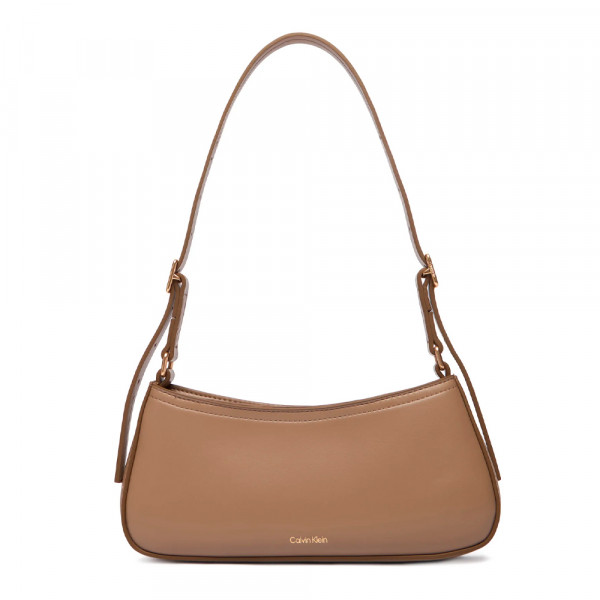 schultertasche-mit-monogramm-logo-beschlagen