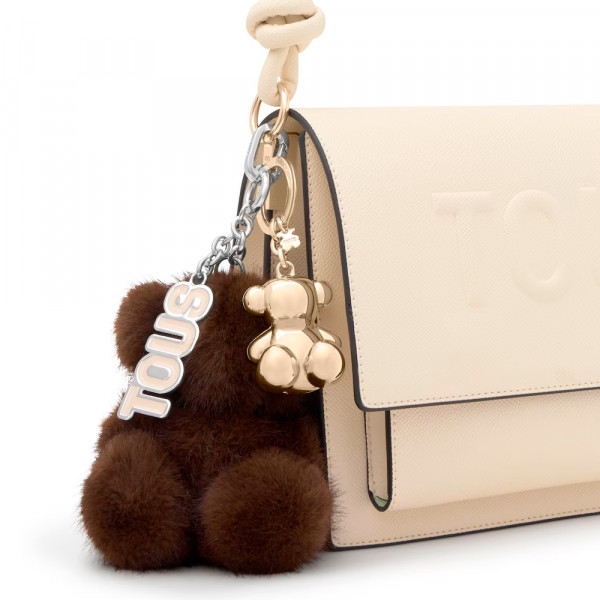 key-ring-bold-bear-wild-keychain