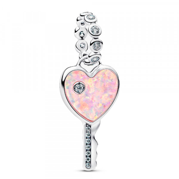 pendentif-cle-en-forme-de-coeur-opalescent