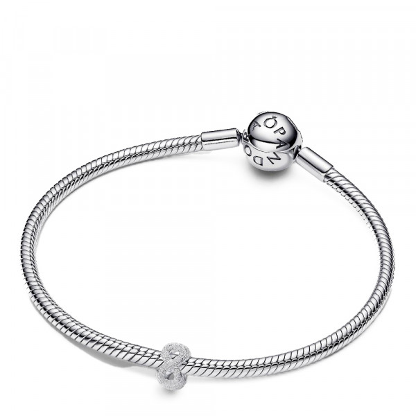 mini-ciondolo-simbolo-infinito-texture