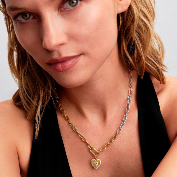 ciondolo-a-forma-di-medaglione-a-cuore-bianco-radiante