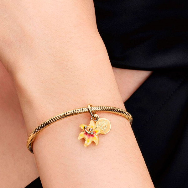 pendentif-double-fleur-magique-phosphorescent-de-disney-raiponce-764020c01